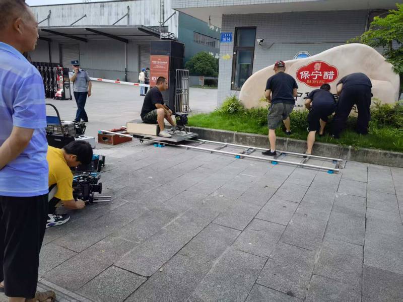 湘东区广告片拍摄公司核心优势：全流程服务，让品牌广告片省心更出彩